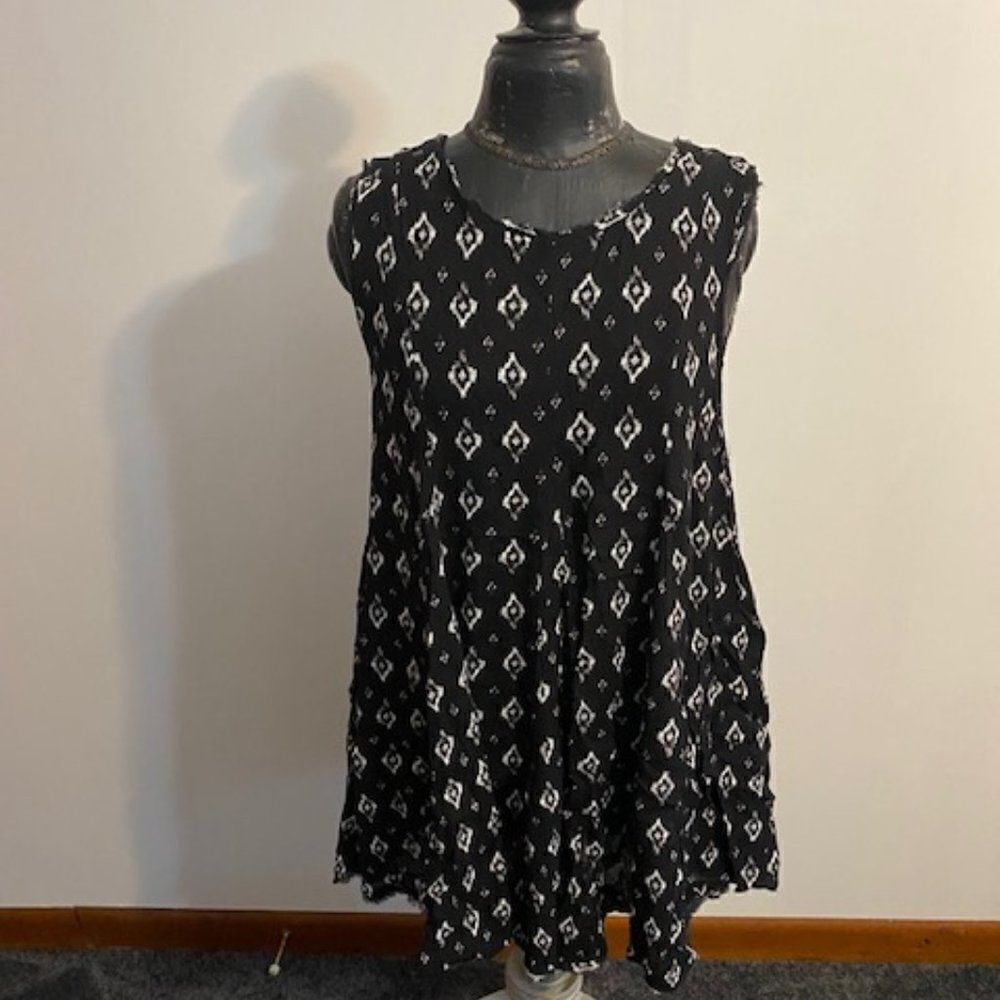 PPLA Clothing Black, White sleeveless dress, size Large